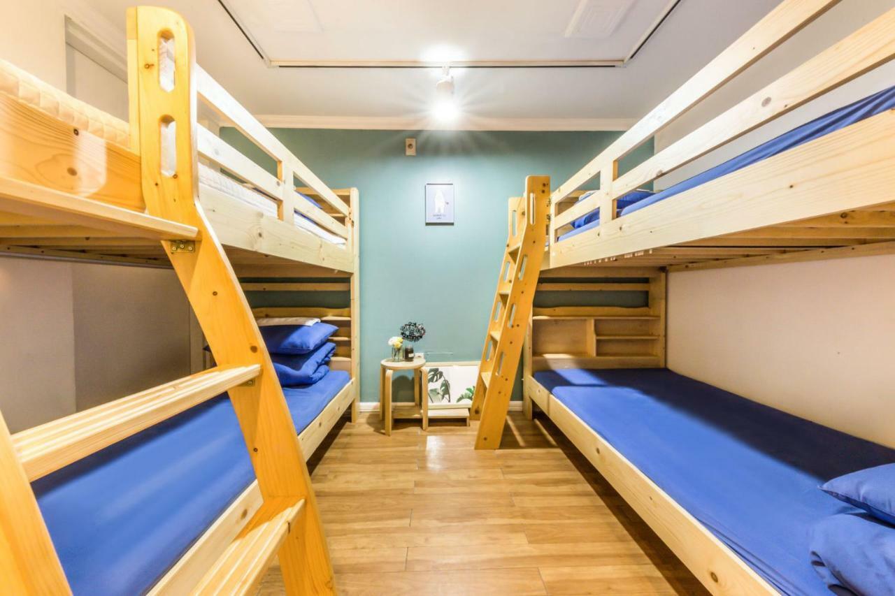 Sinchon Sisters Hostel Seoul Ngoại thất bức ảnh